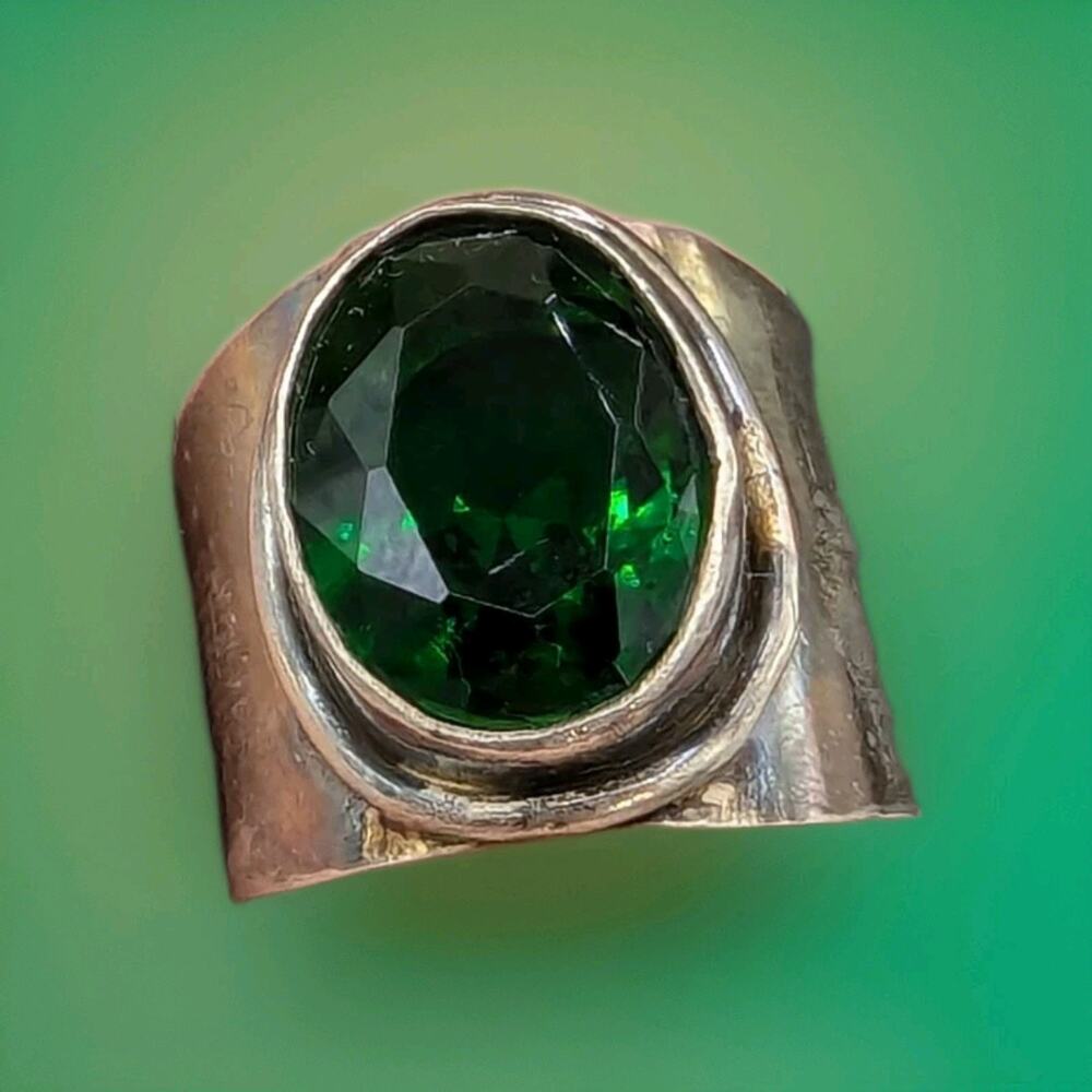 Estate Artisan Silver Tone Green Faceted Statement Ring Size 9